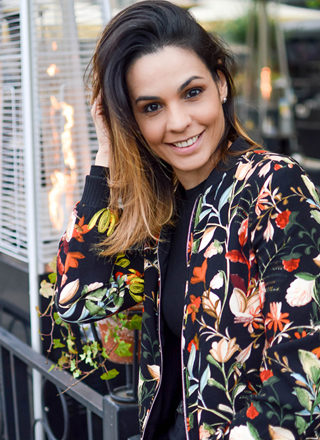 Ana C