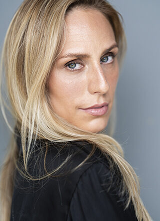 Nicole O